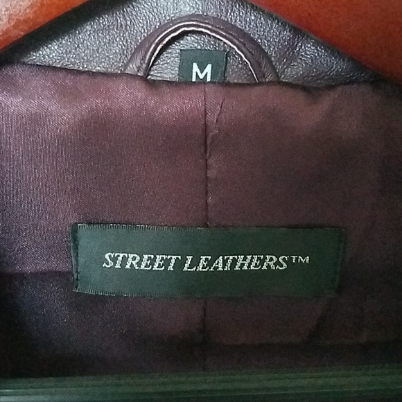 Men's Jacket - Picture 3 of 8